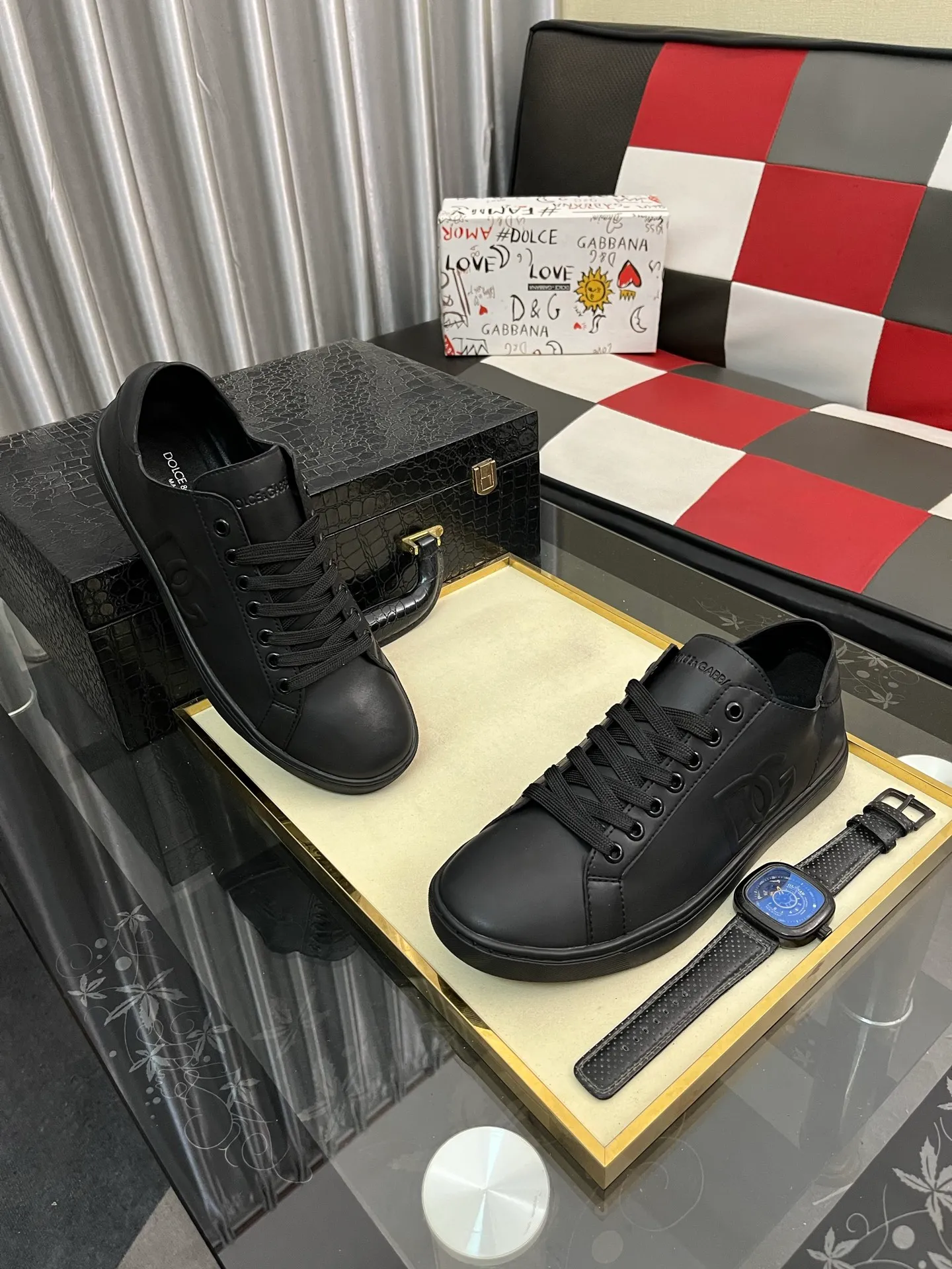 Men's shoes 💰400⌚️⌚️New DG Dolce & Gabbana high-end couple's sports and casual shoes, imported cowhide, multiple material splicing design➕Imported cowhide lining, cowhide foot pads➕Original TPR elastic outsole. Size: 38-46